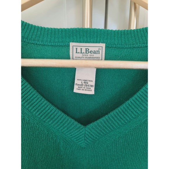 Vintage L.L. Bean 100% Wool V-neck Sweater- sz L - Picture 2 of 6
